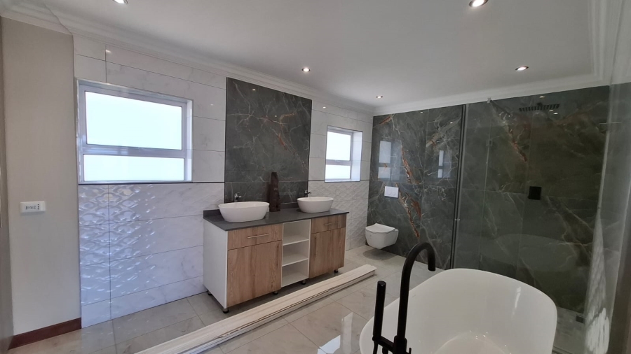 3 Bedroom Property for Sale in Witsand Western Cape